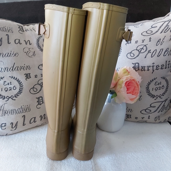 Hunter green rain boots tall - Picture 6 of 16